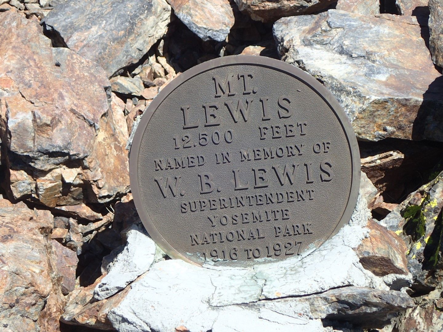 Mt. Lewis - Parker Pass Peakbagging